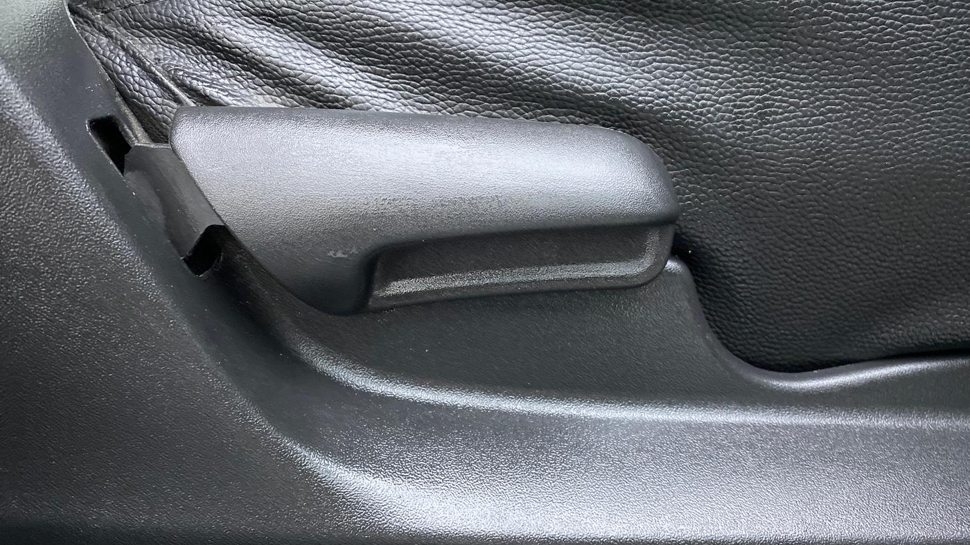 2021 Maruti S Cross SIGMA 1.5, Petrol, Manual, 20,464 km, Driver Side Adjustment Panel