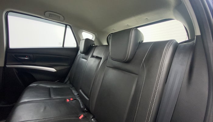 2018 Maruti S Cross ALPHA SHVS, Diesel, Manual, 13,941 km, Right Side Rear Door Cabin