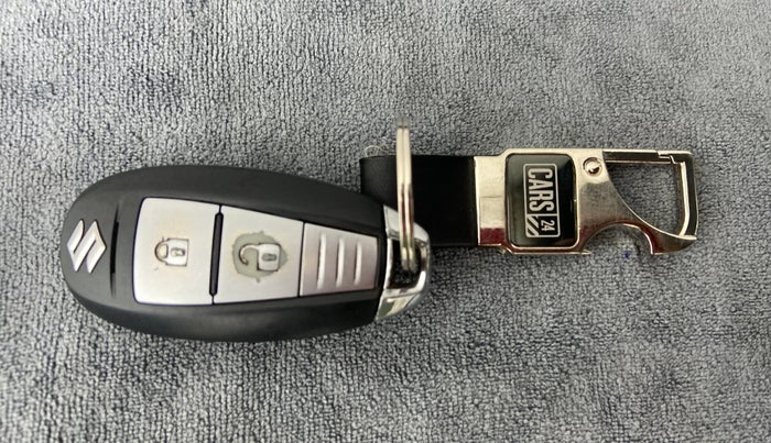 2018 Maruti S Cross ALPHA SHVS, Diesel, Manual, 13,941 km, Key Close Up