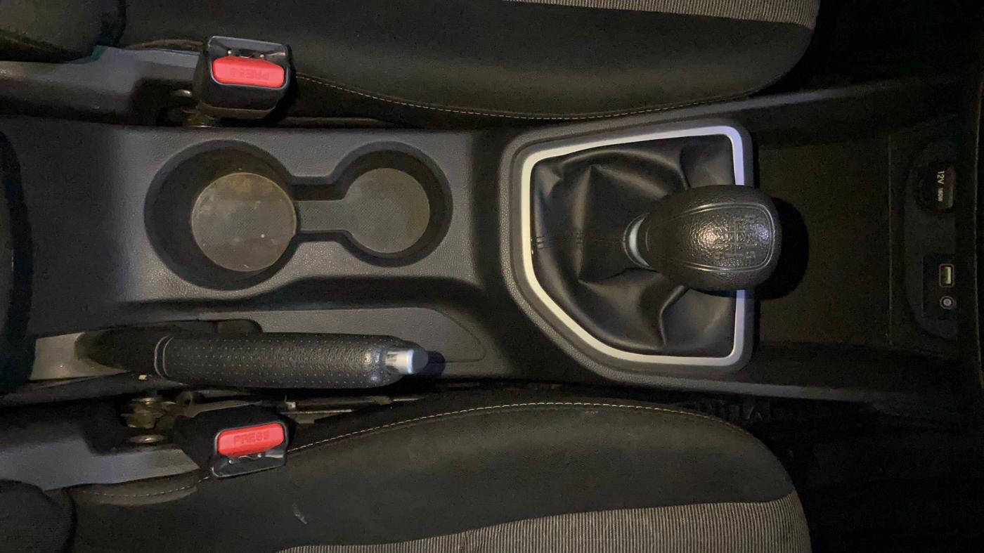 2018 Hyundai Creta SX PLUS 1.6 PETROL, Petrol, Manual, 35,728 km, Gear Lever