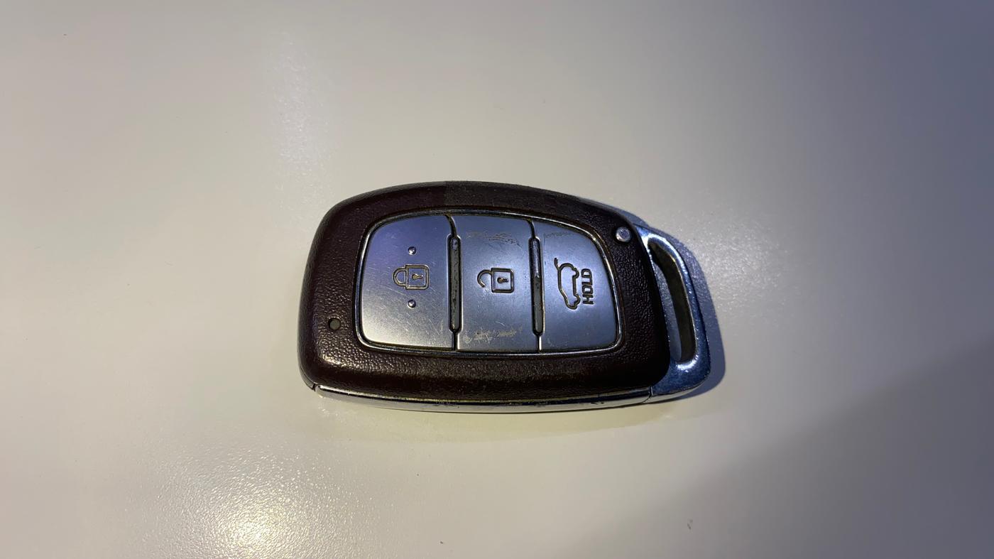 2018 Hyundai Creta SX PLUS 1.6 PETROL, Petrol, Manual, 35,728 km, Key Close Up