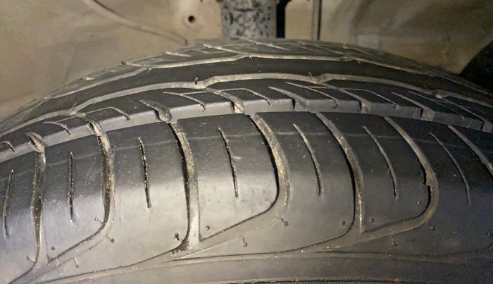 2018 Hyundai Creta SX PLUS 1.6 PETROL, Petrol, Manual, 35,728 km, Right Front Tyre Tread