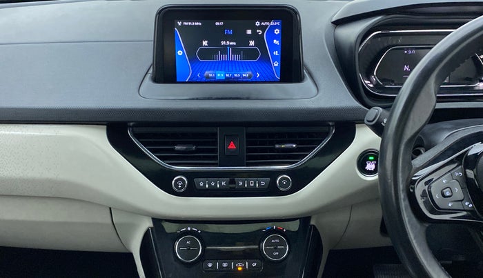 2020 Tata NEXON XZA+ (O) 1.5  RTQ, Diesel, Automatic, 20,051 km, Air Conditioner