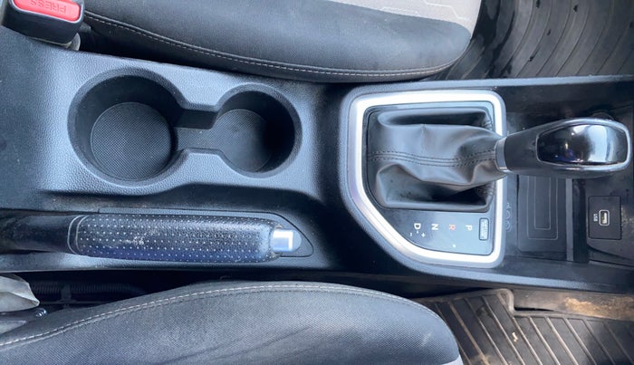 2018 Hyundai Creta SX AT 1.6 PETROL, Petrol, Automatic, 31,014 km, Gear Lever