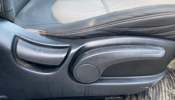 2018 Hyundai Creta SX AT 1.6 PETROL, Petrol, Automatic, 31,014 km, Driver Side Adjustment Panel