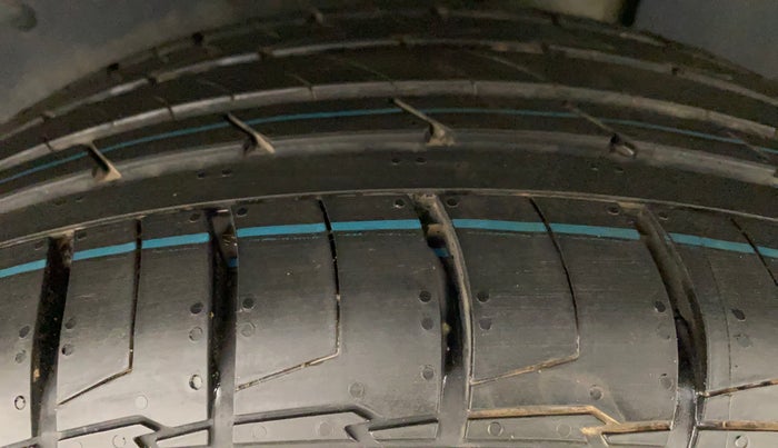 2021 MG HECTOR PLUS SHARP 1.5 PETROL TURBO DCT 6-STR, Petrol, Automatic, 31,138 km, Left Rear Tyre Tread