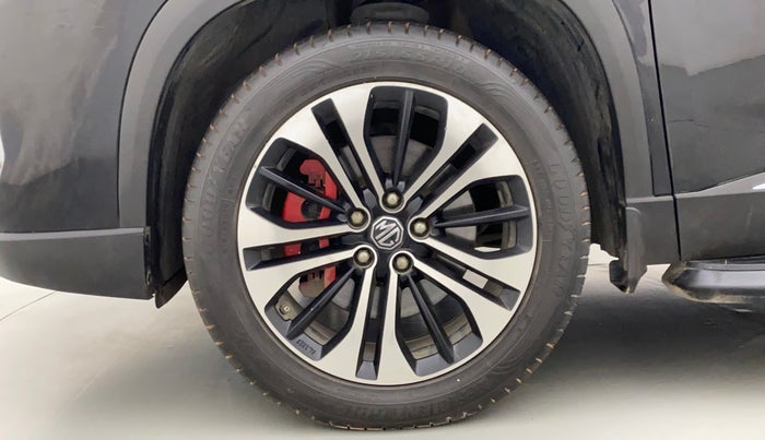 2021 MG HECTOR PLUS SHARP 1.5 PETROL TURBO DCT 6-STR, Petrol, Automatic, 31,138 km, Left Front Wheel