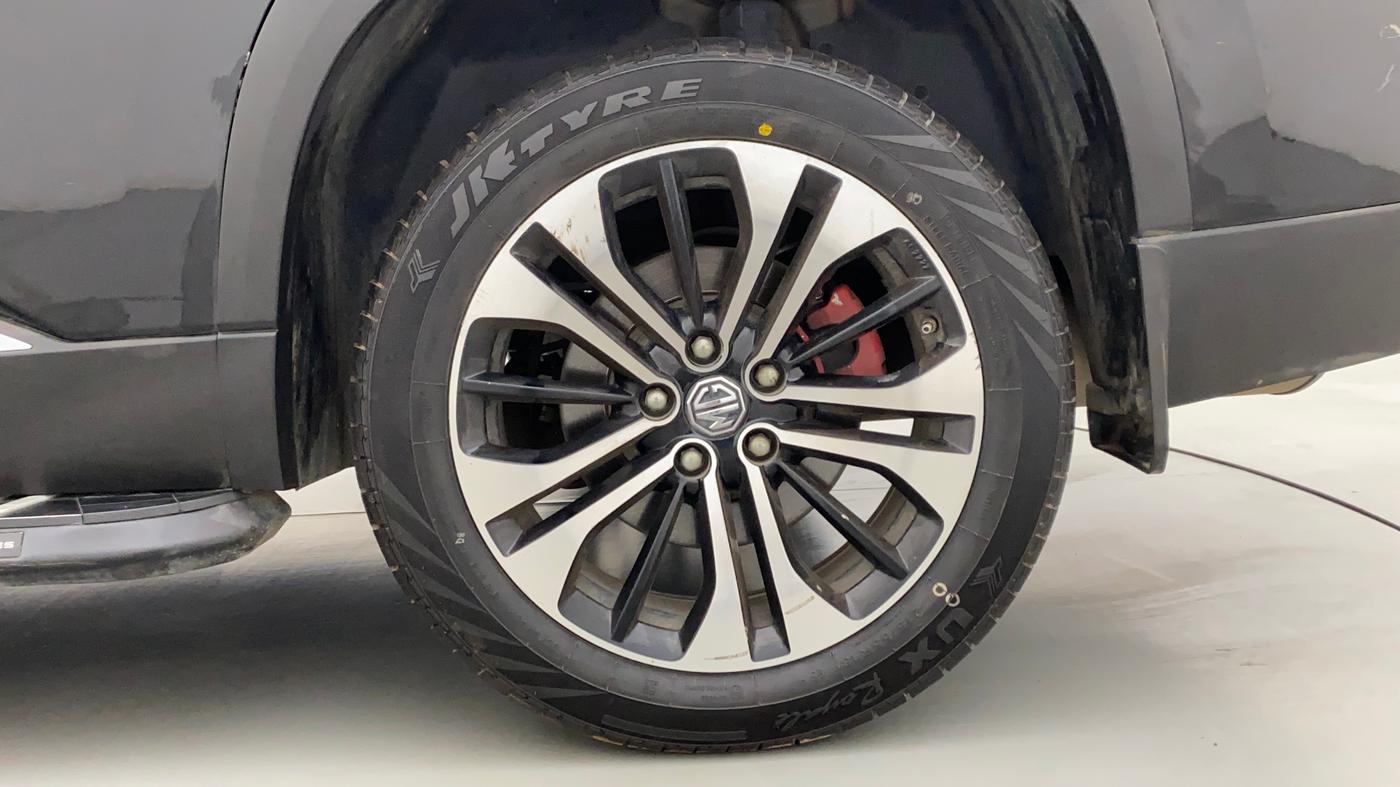 2021 MG HECTOR PLUS SHARP 1.5 PETROL TURBO DCT 6-STR, Petrol, Automatic, 31,138 km, Left Rear Wheel