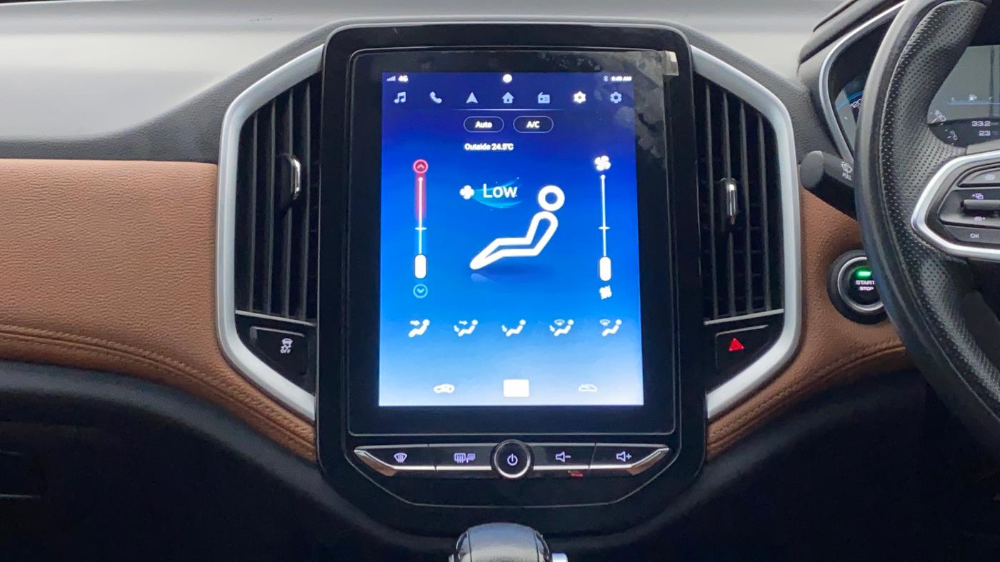 2021 MG HECTOR PLUS SHARP 1.5 PETROL TURBO DCT 6-STR, Petrol, Automatic, 31,138 km, Automatic Climate Control