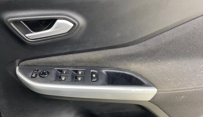 2022 Nissan MAGNITE XV PREMIUM TURBO (O), Petrol, Manual, 30,581 km, Driver Side Door Panels Control