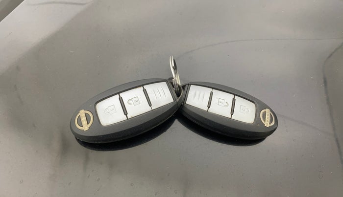 2022 Nissan MAGNITE XV PREMIUM TURBO (O), Petrol, Manual, 30,581 km, Key Close Up