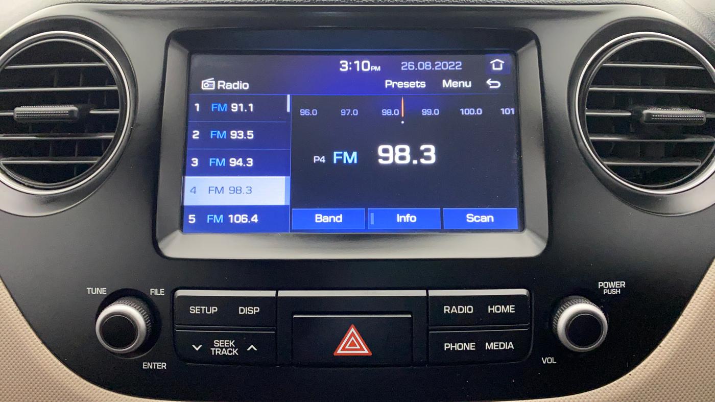 2017 Hyundai Grand i10 SPORTZ (O) 1.2 AT VTVT, Petrol, Automatic, 79,360 km, Infotainment System