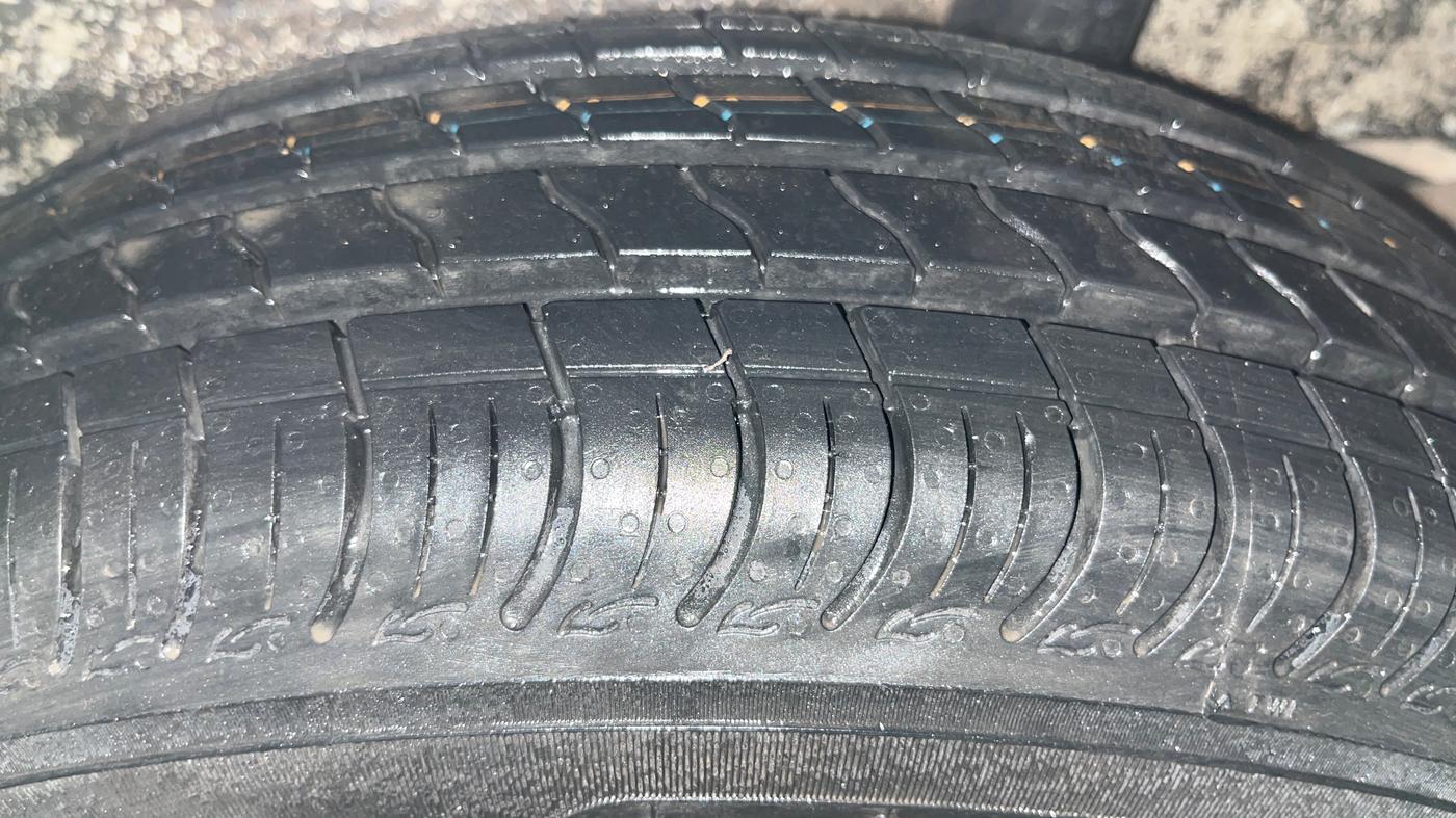 2023 Maruti New Wagon-R VXI CNG 1.0, CNG, Manual, 27,733 km, Left Rear Tyre Tread