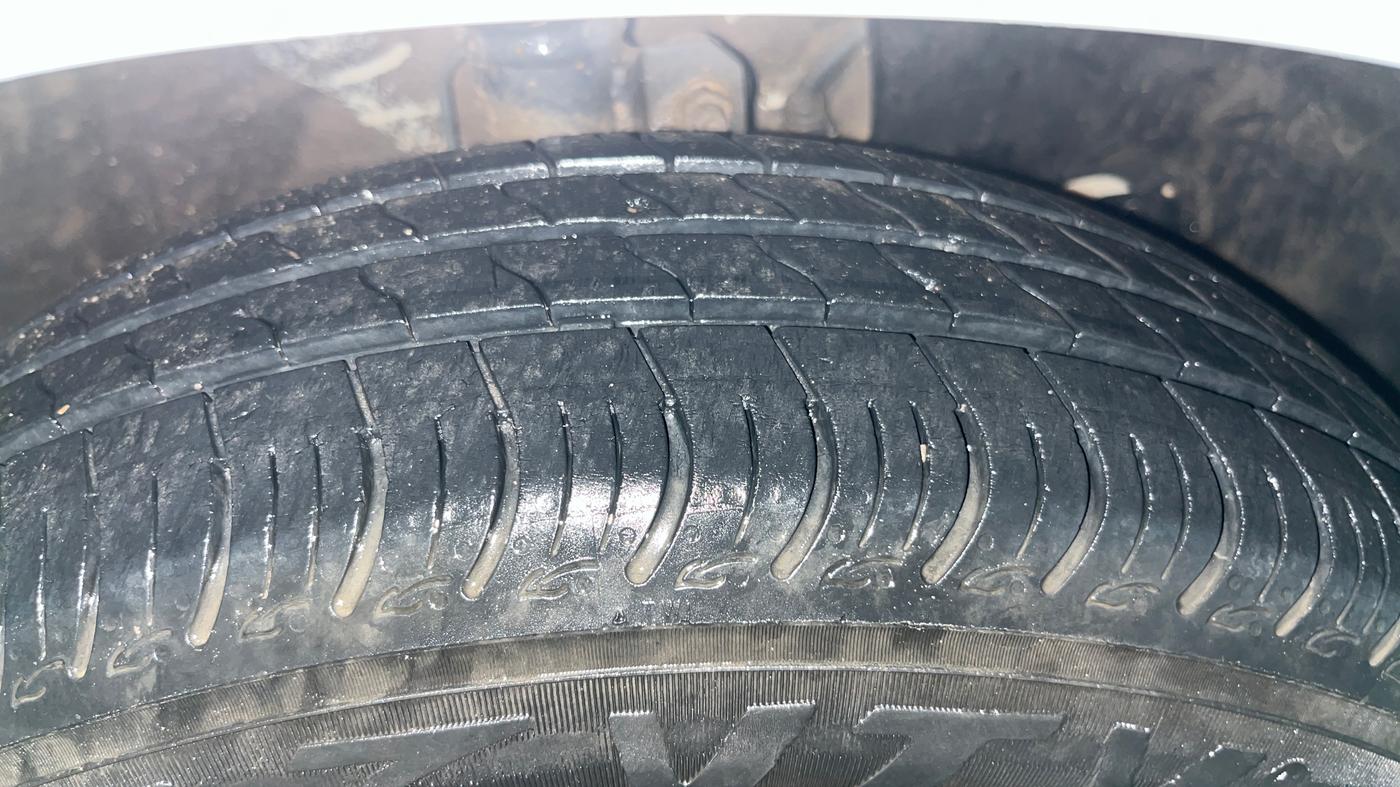 2023 Maruti New Wagon-R VXI CNG 1.0, CNG, Manual, 27,733 km, Right Front Tyre Tread