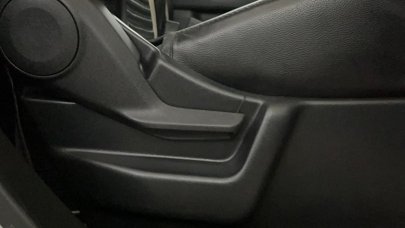 2023 Maruti New Wagon-R VXI CNG 1.0, CNG, Manual, 27,733 km, Driver Side Adjustment Panel