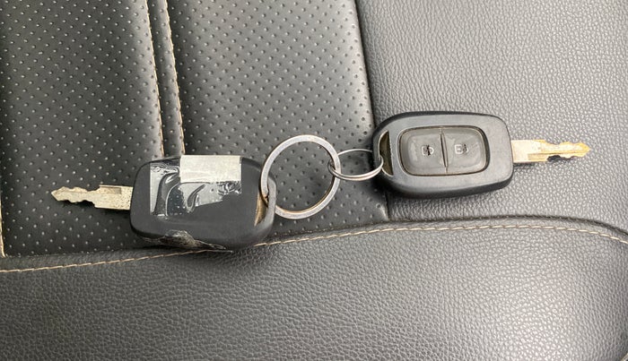 2016 Renault Kwid RXT 0.8, Petrol, Manual, 56,130 km, Key Close Up