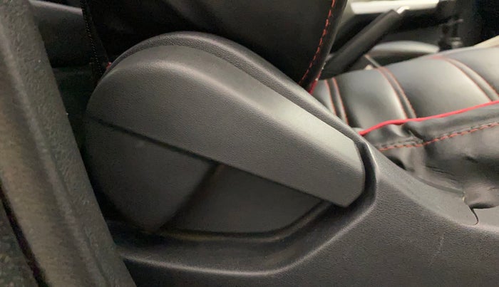 2021 Nissan MAGNITE XL, Petrol, Manual, 93,306 km, Driver Side Adjustment Panel