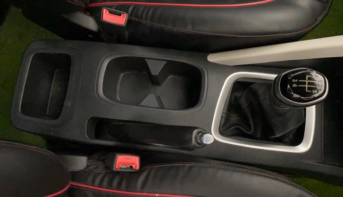 2021 Nissan MAGNITE XL, Petrol, Manual, 93,306 km, Gear Lever