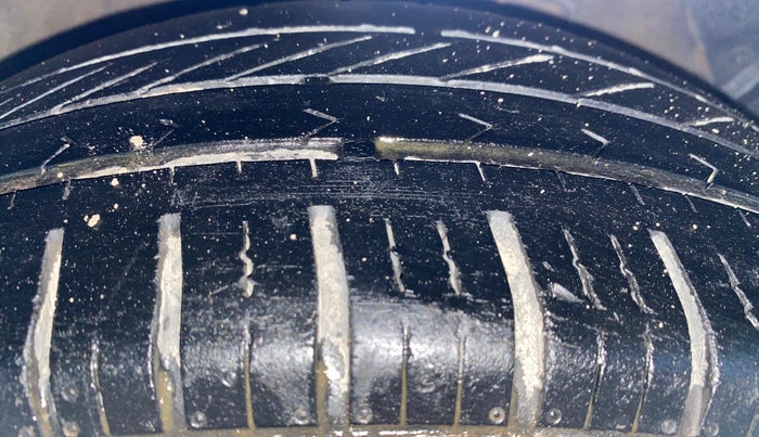 2016 Hyundai Grand i10 ASTA 1.2 KAPPA VTVT, Petrol, Manual, 79,453 km, Right Front Tyre Tread