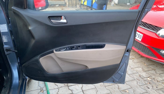 2016 Hyundai Grand i10 ASTA 1.2 KAPPA VTVT, Petrol, Manual, 79,453 km, Driver Side Door Panels Control