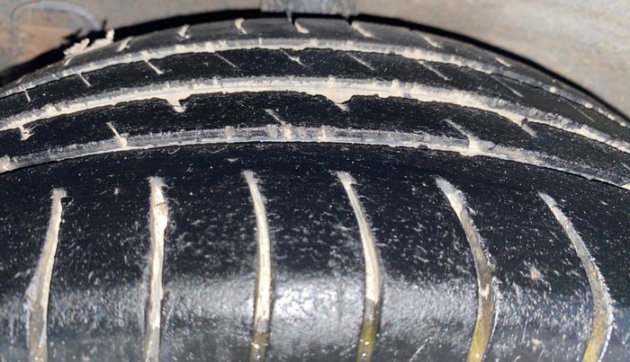 2016 Hyundai Grand i10 ASTA 1.2 KAPPA VTVT, Petrol, Manual, 79,453 km, Right Rear Tyre Tread