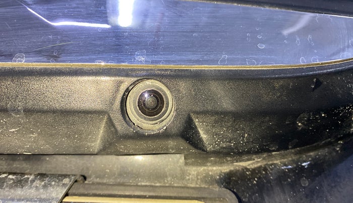 2017 Mahindra XUV500 W9 AT, Diesel, Automatic, 86,529 km, Parking Camera