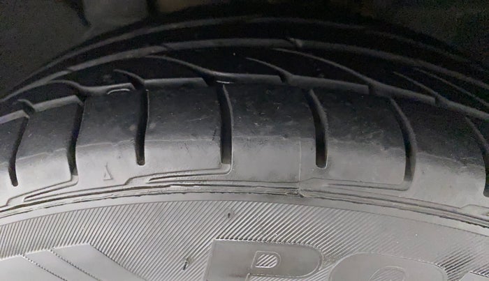 2019 Ford Ecosport TITANIUM 1.5L DIESEL, Diesel, Manual, 54,161 km, Left Front Tyre Tread