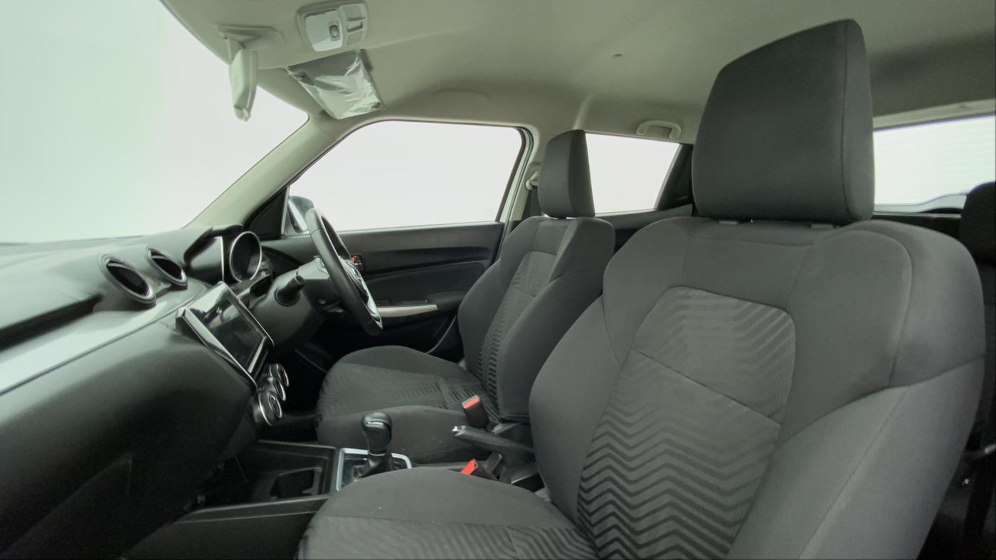 2018 Maruti Swift ZXI PLUS AMT, Petrol, Automatic, 30,563 km, Right Side Front Door Cabin
