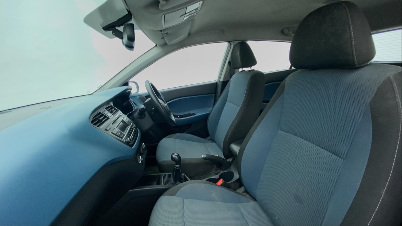 2015 Hyundai i20 Active 1.2 S, Petrol, Manual, 61,161 km, Right Side Front Door Cabin View