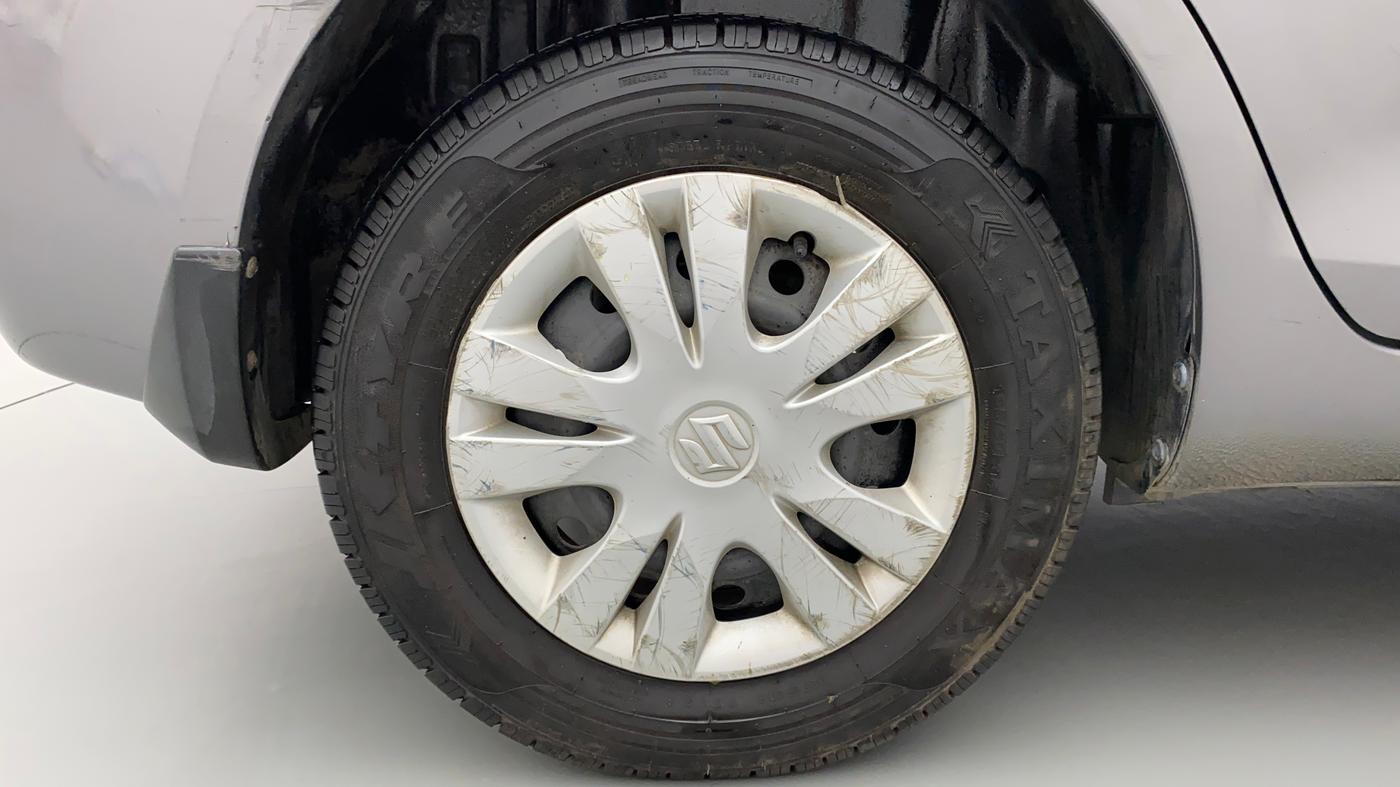 2013 Maruti Swift Dzire VDI, Diesel, Manual, 66,408 km, Right Rear Wheel