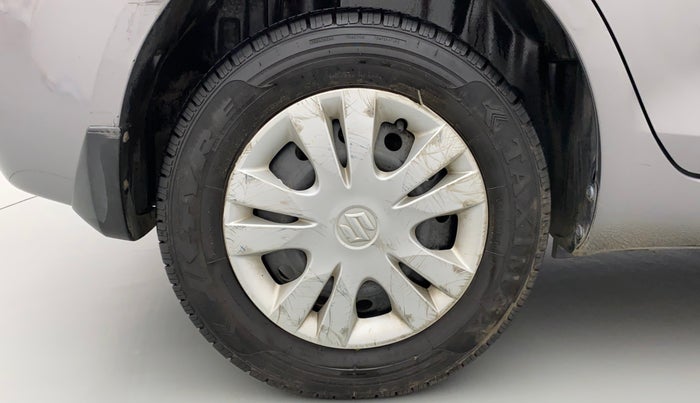 2013 Maruti Swift Dzire VDI, Diesel, Manual, 66,408 km, Right Rear Wheel
