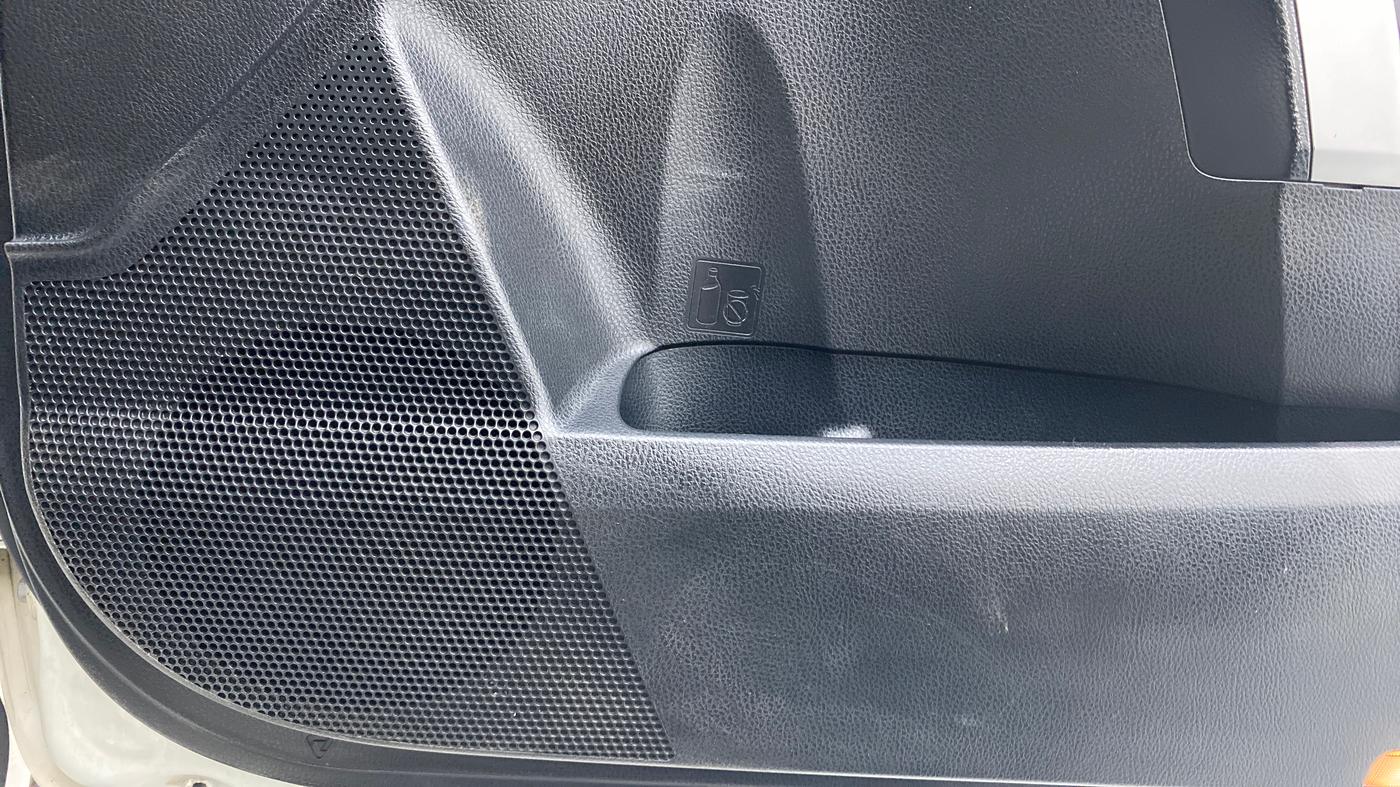 2014 Toyota Corolla Altis GL, Petrol, Manual, 88,767 km, Speaker