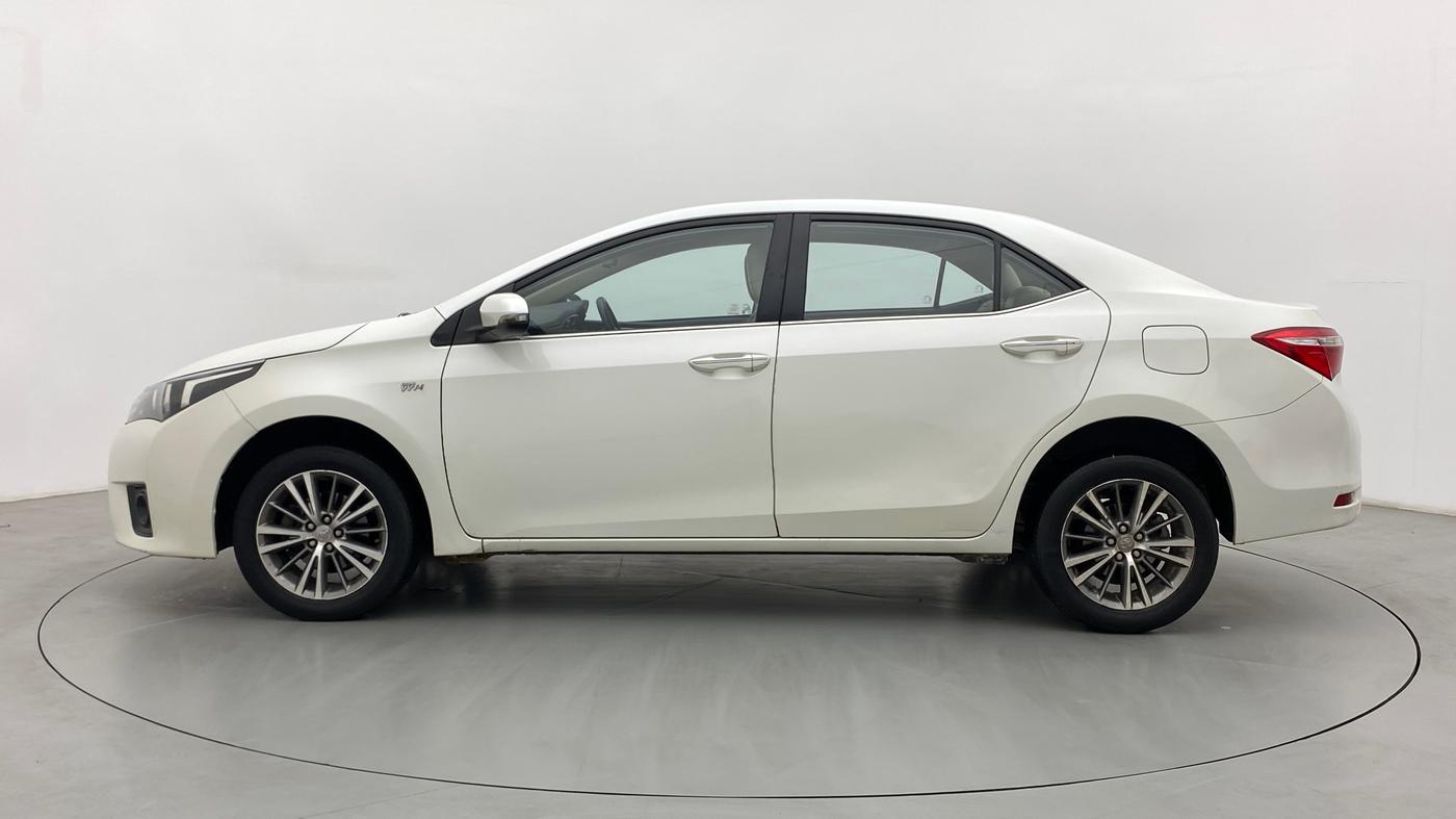 2014 Toyota Corolla Altis GL, Petrol, Manual, 88,767 km, Left Side