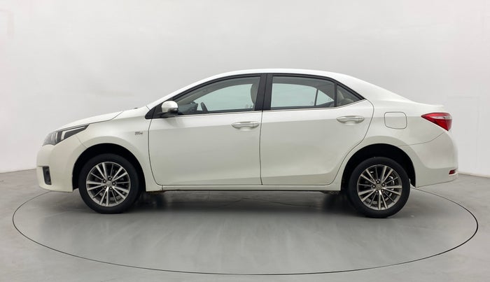 2014 Toyota Corolla Altis GL, Petrol, Manual, 88,767 km, Left Side
