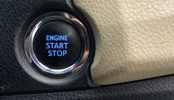 2014 Toyota Corolla Altis GL, Petrol, Manual, 88,767 km, Keyless Start/ Stop Button