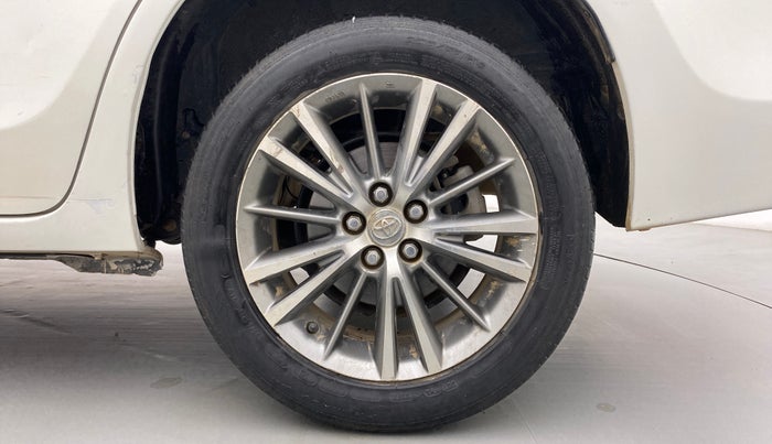 2014 Toyota Corolla Altis GL, Petrol, Manual, 88,767 km, Left Rear Wheel