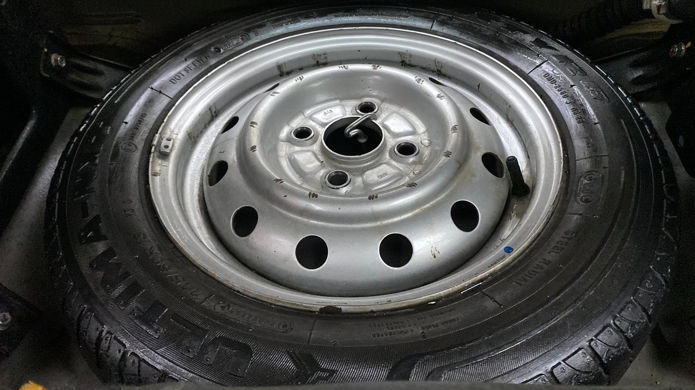 2013 Maruti Wagon R 1.0 LXI CNG, CNG, Manual, 62,649 km, Spare Tyre