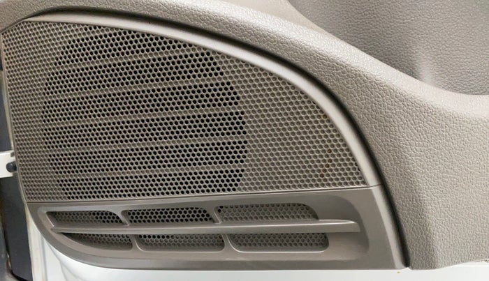 2017 Volkswagen Vento HIGHLINE TDI AT, Diesel, Automatic, 57,986 km, Speaker