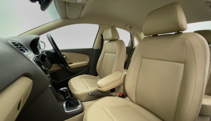 2017 Volkswagen Vento HIGHLINE TDI AT, Diesel, Automatic, 57,986 km, Right Side Front Door Cabin