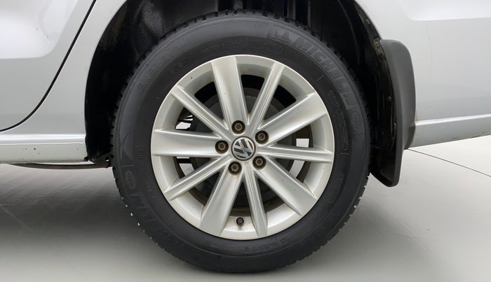 2017 Volkswagen Vento HIGHLINE TDI AT, Diesel, Automatic, 57,986 km, Left Rear Wheel