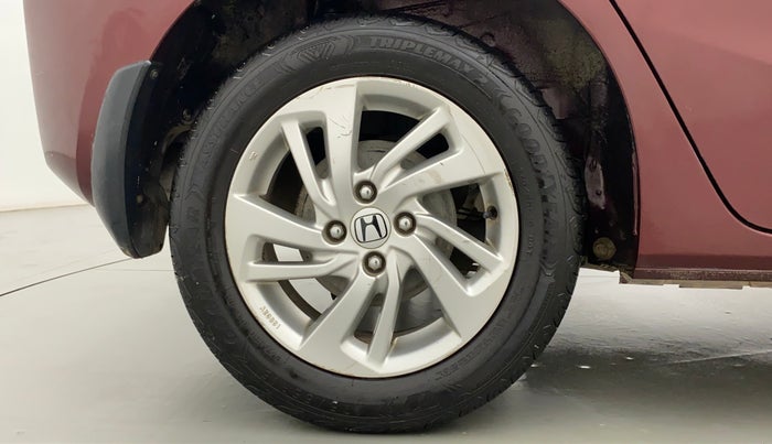2017 Honda Jazz 1.2L I-VTEC V, Petrol, Manual, 1,04,845 km, Right Rear Wheel
