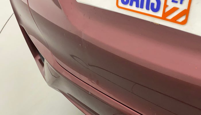 2017 Honda Jazz 1.2L I-VTEC V, Petrol, Manual, 1,04,845 km, Dicky (Boot door) - Slightly dented