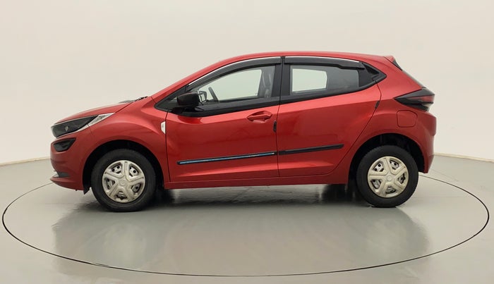 2022 Tata ALTROZ XE PETROL, Petrol, Manual, 11,240 km, Left Side