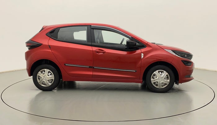 2022 Tata ALTROZ XE PETROL, Petrol, Manual, 11,240 km, Right Side View
