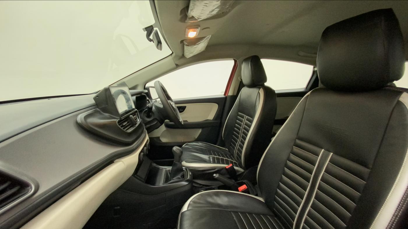 2022 Tata ALTROZ XE PETROL, Petrol, Manual, 11,240 km, Right Side Front Door Cabin