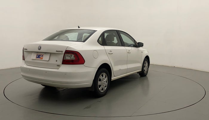 2013 Skoda Rapid AMBITION 1.6 TDI CR MT PLUS, Diesel, Manual, 81,585 km, Right Back Diagonal