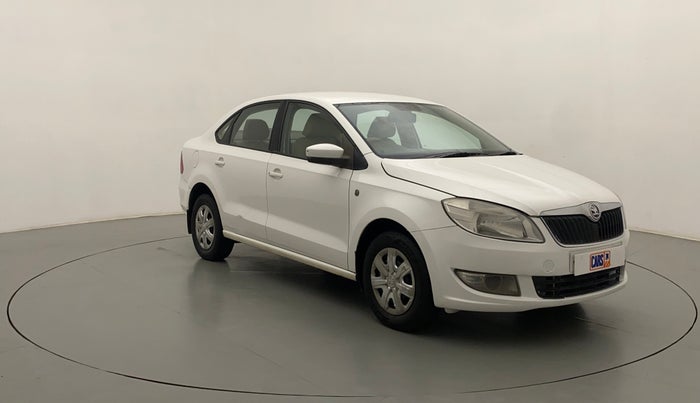 2013 Skoda Rapid AMBITION 1.6 TDI CR MT PLUS, Diesel, Manual, 81,585 km, Right Front Diagonal