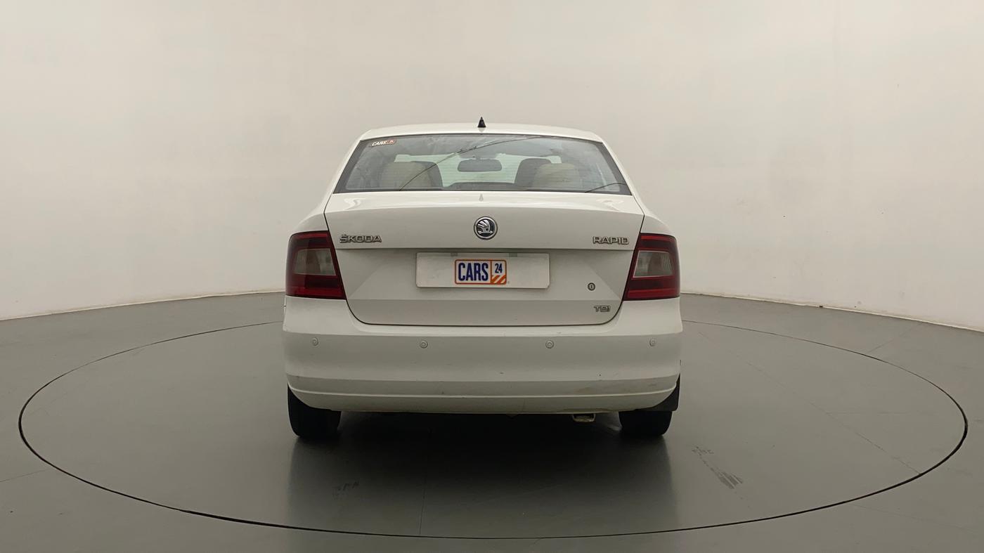 2013 Skoda Rapid AMBITION 1.6 TDI CR MT PLUS, Diesel, Manual, 81,585 km, Back/Rear
