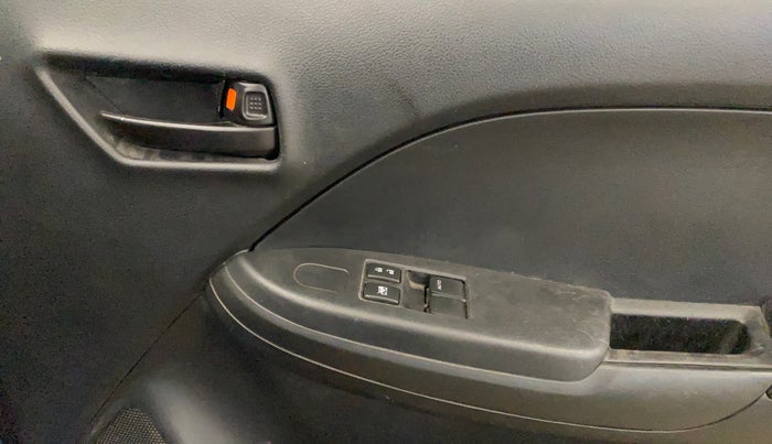 2016 Maruti Baleno SIGMA PETROL 1.2, Petrol, Manual, 76,433 km, Driver Side Door Panels Control