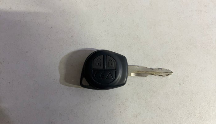 2016 Maruti Baleno SIGMA PETROL 1.2, Petrol, Manual, 76,433 km, Key Close Up